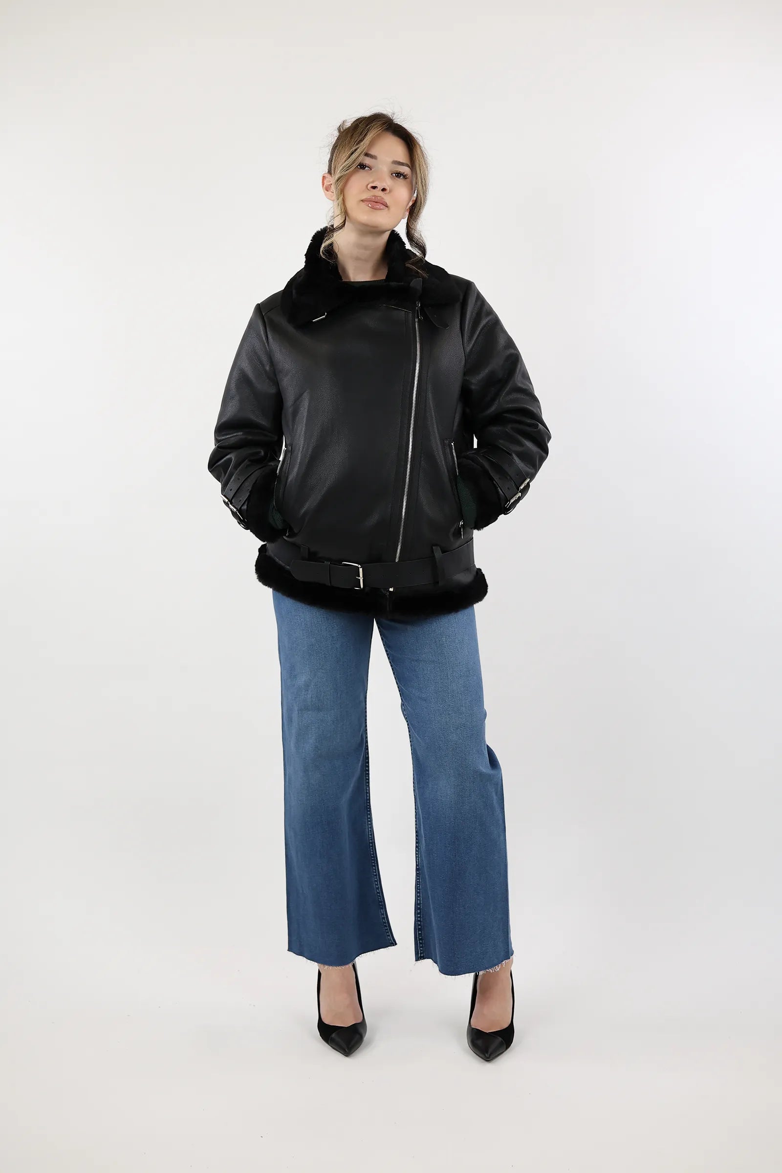 JAKNE BLACK MUST HAVE