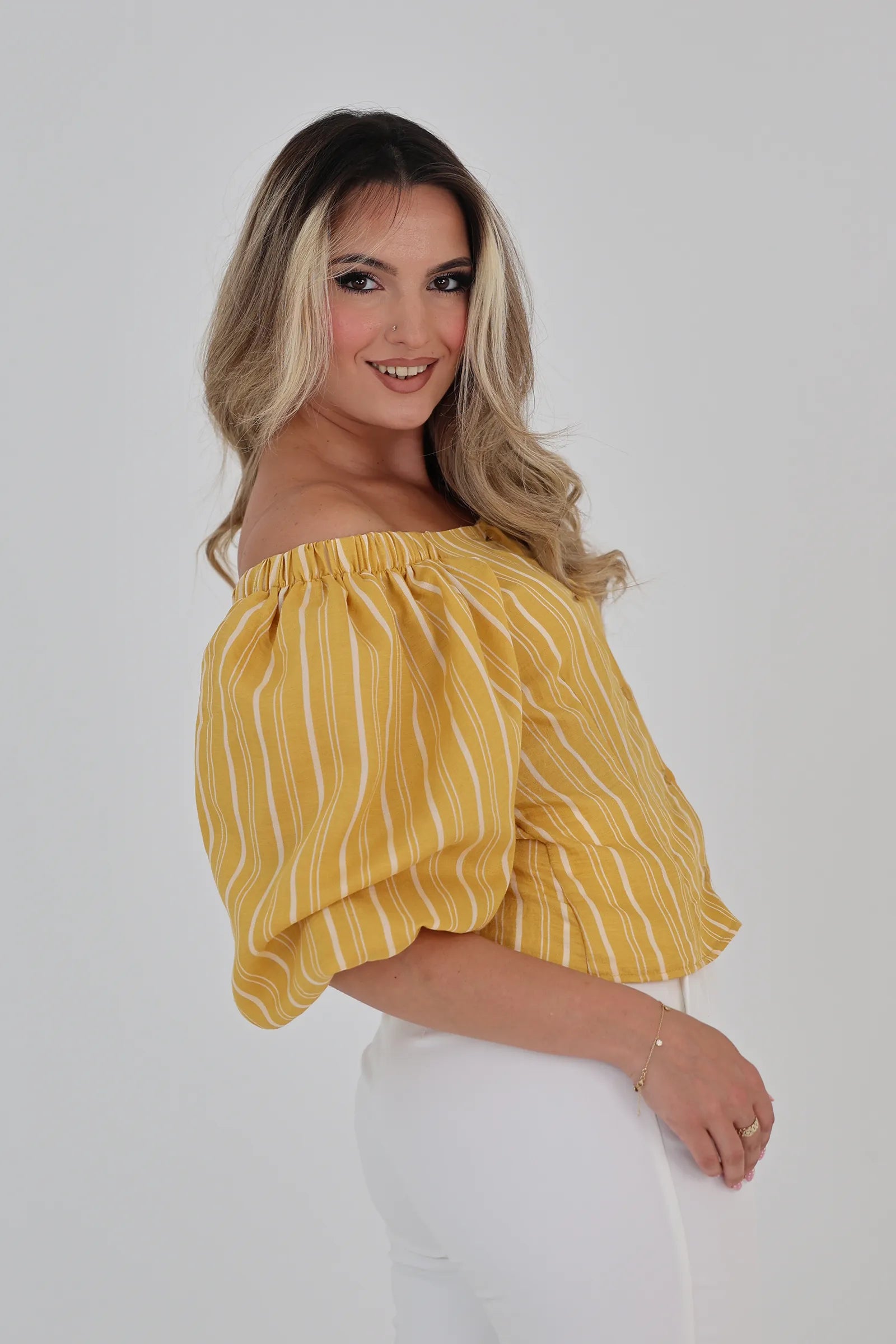 Kemishe yellow striped