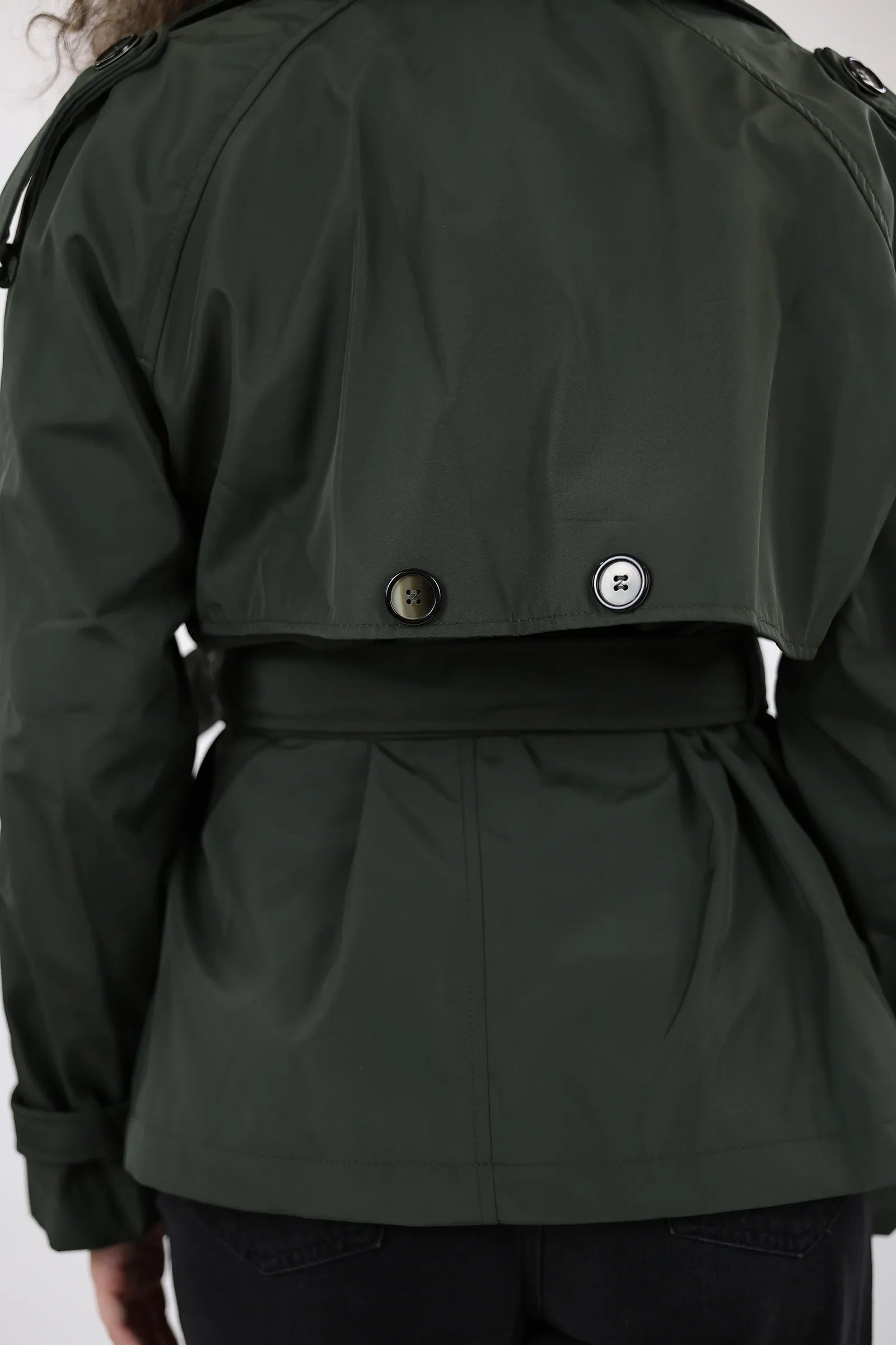 MANTIL URBAN TRENCH