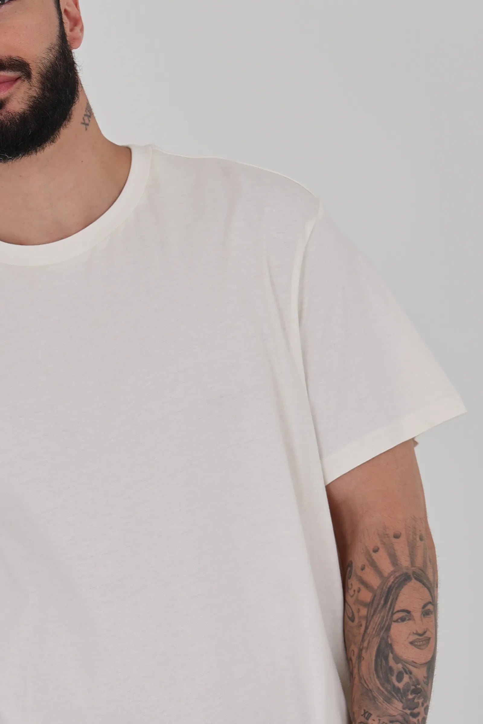 Maice under shirt
