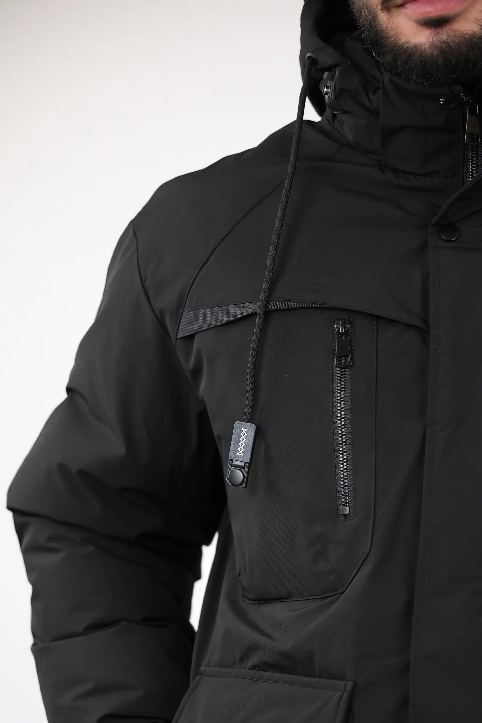 JAKNE Hooded Puffer Jacket