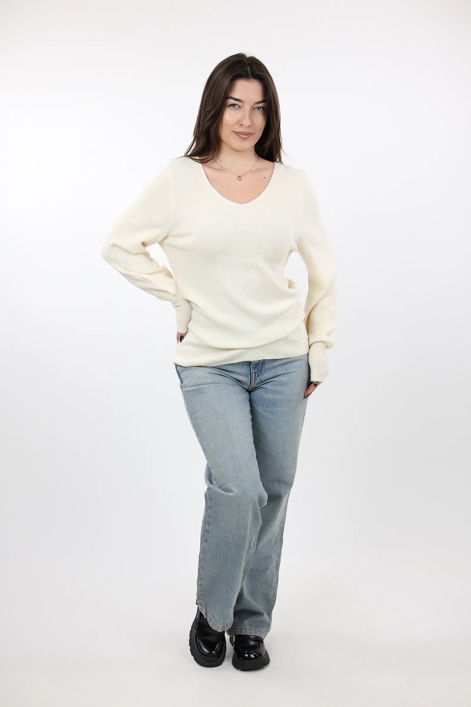 Xhemper chuba v-neck