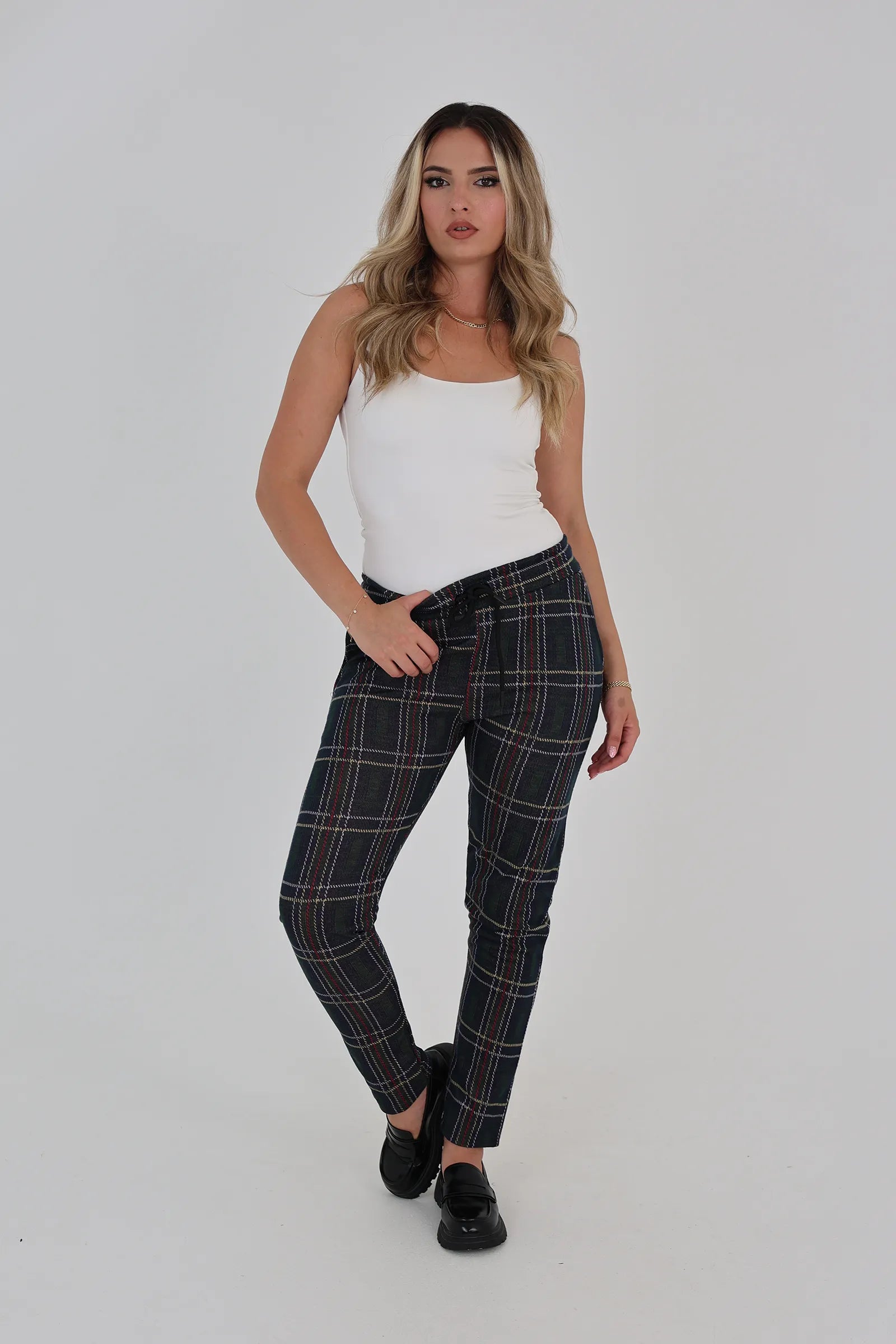 Pantallona plaid