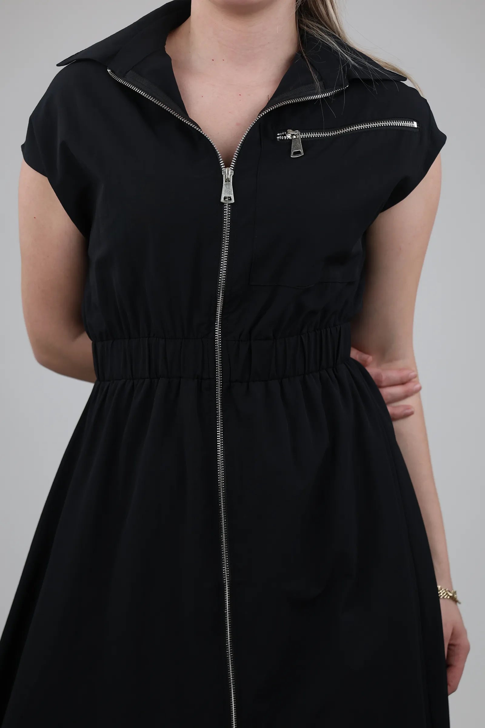 Fustan chic zippered front