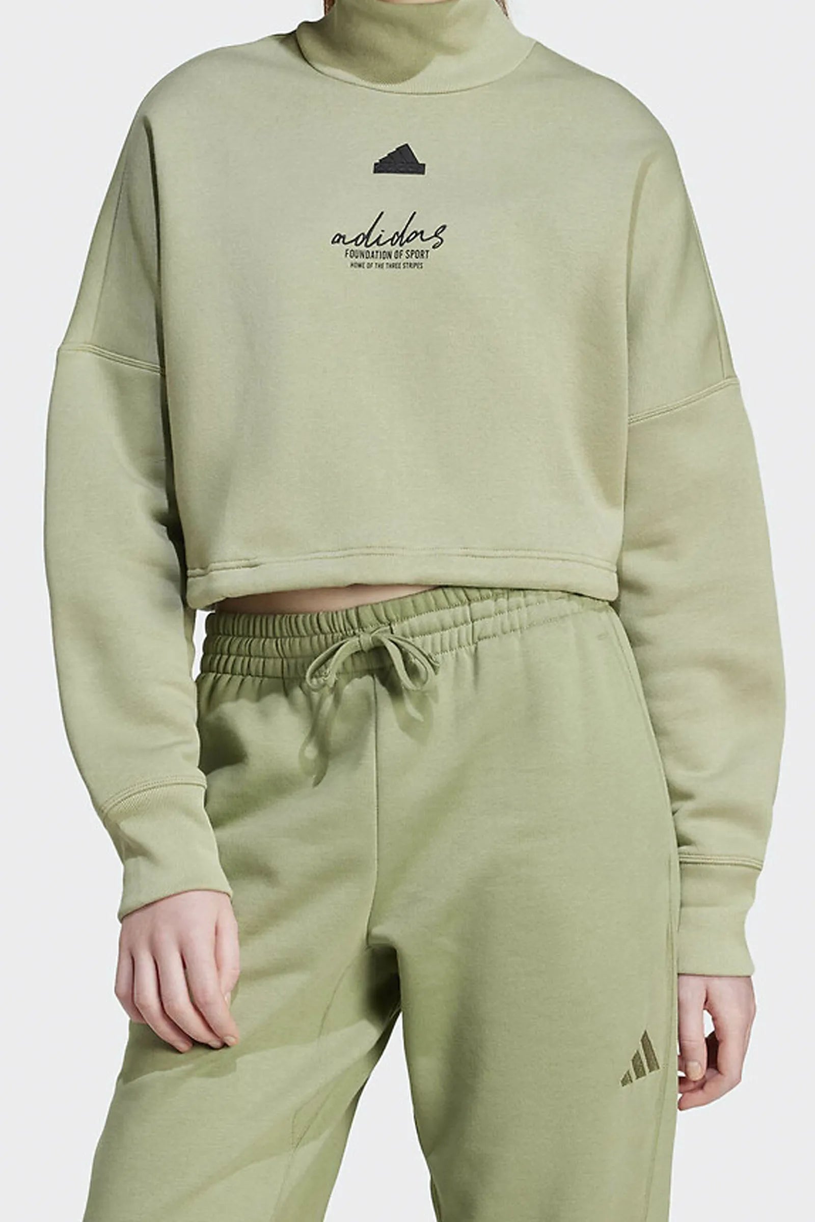 DUKS Adidas Signature Graphic Long Sleeve T-Shirt JE3899 Green Loose Fit