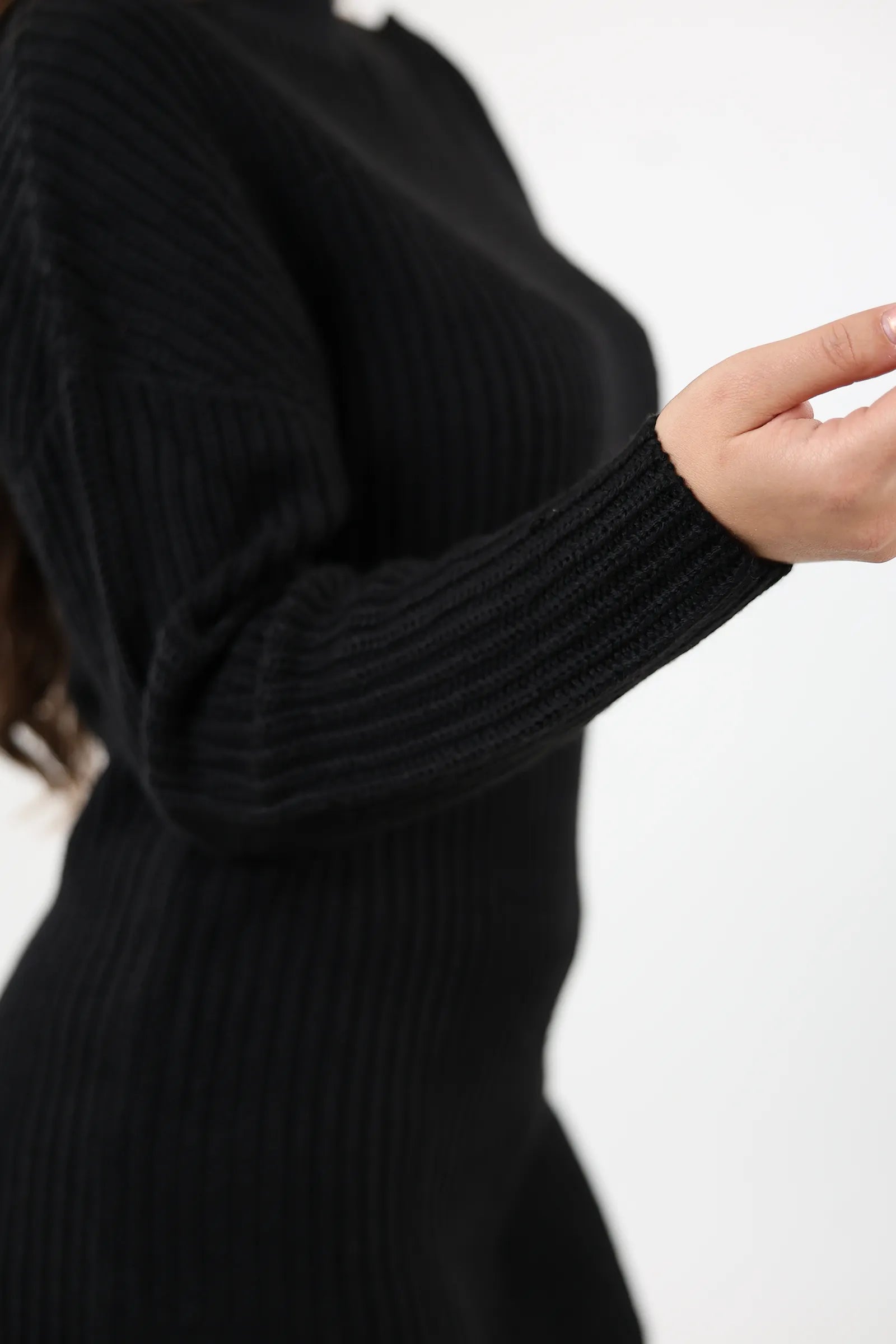 FUSTAN KNITTED