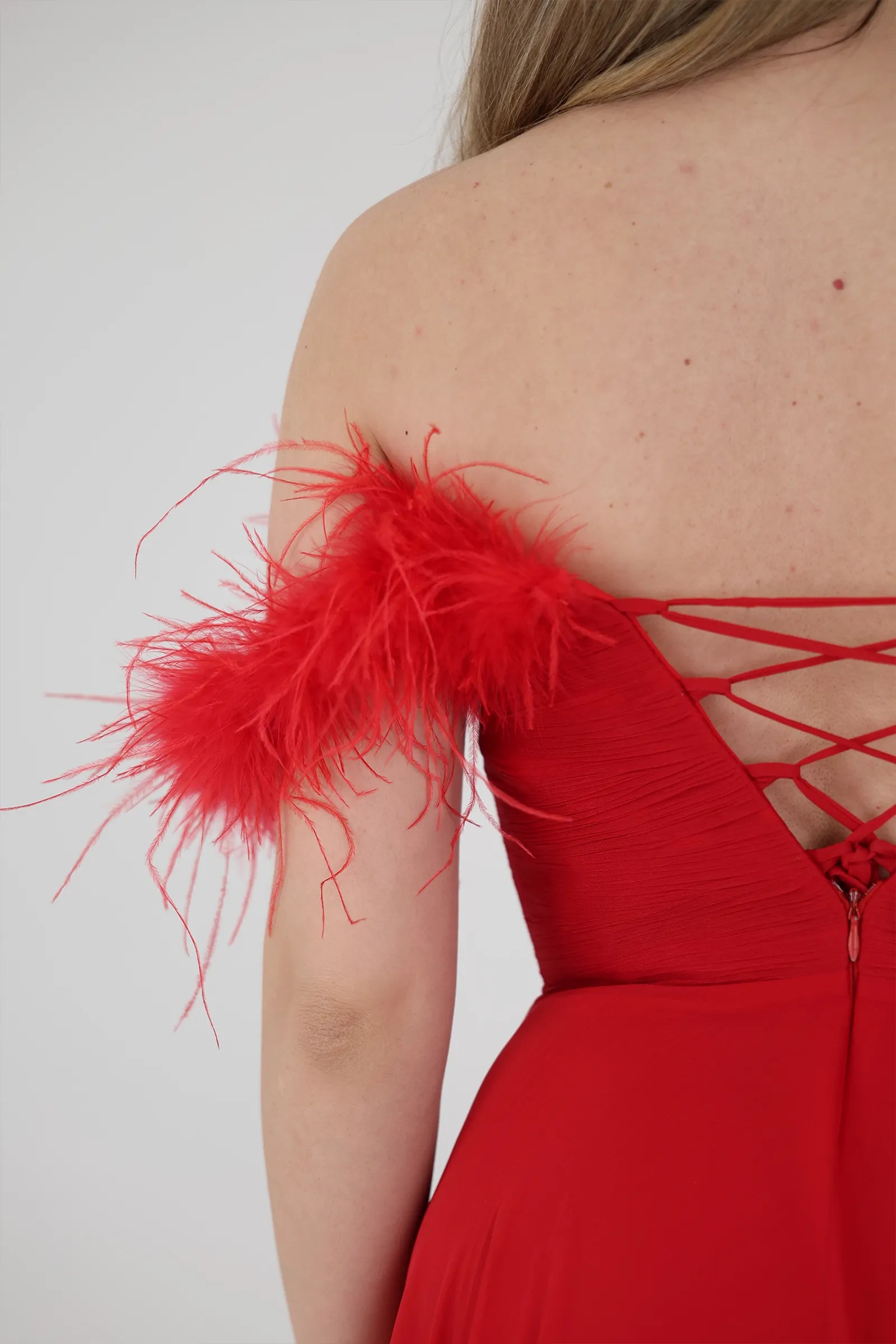 Fustan evening gown