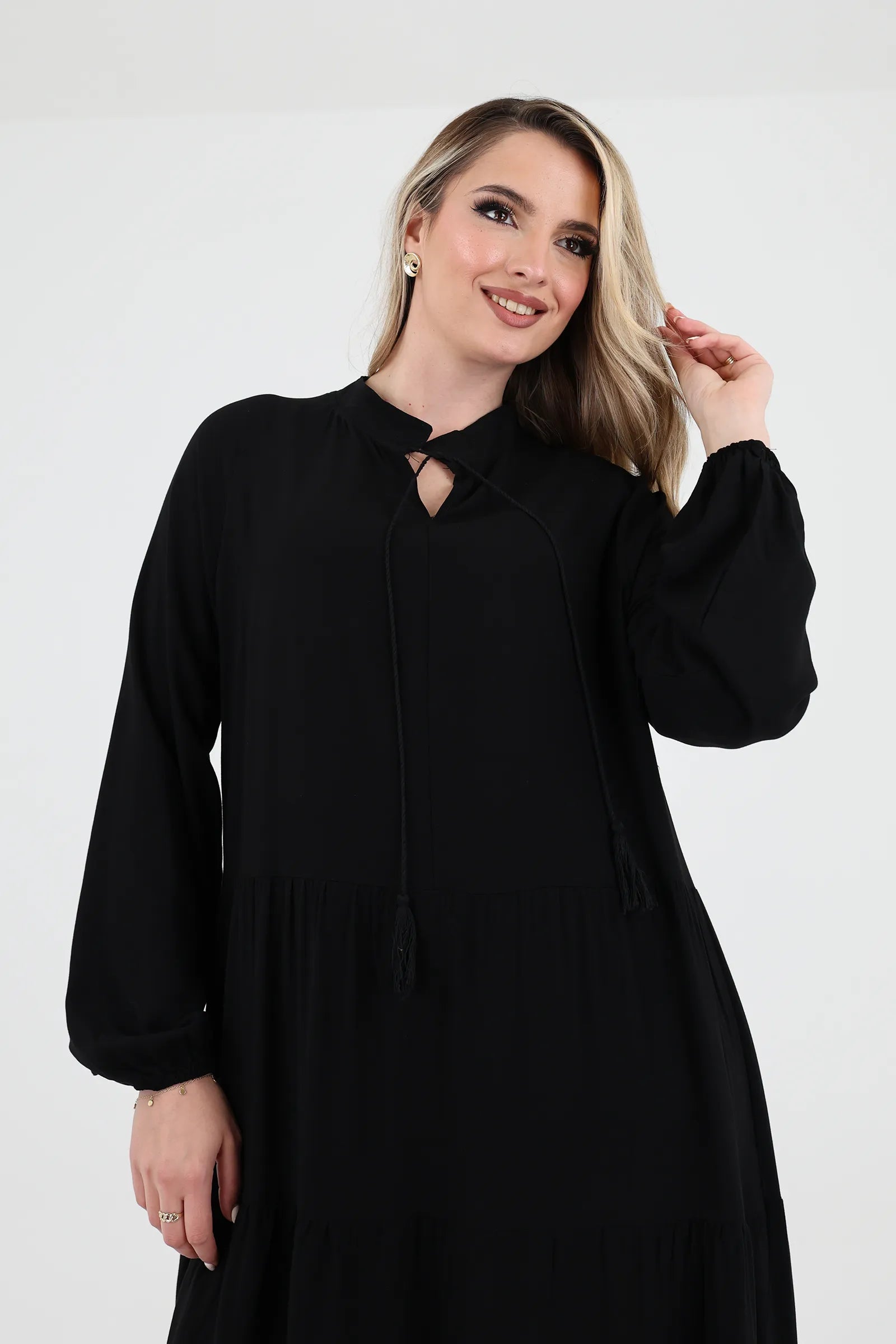 Fustan flowy tiered