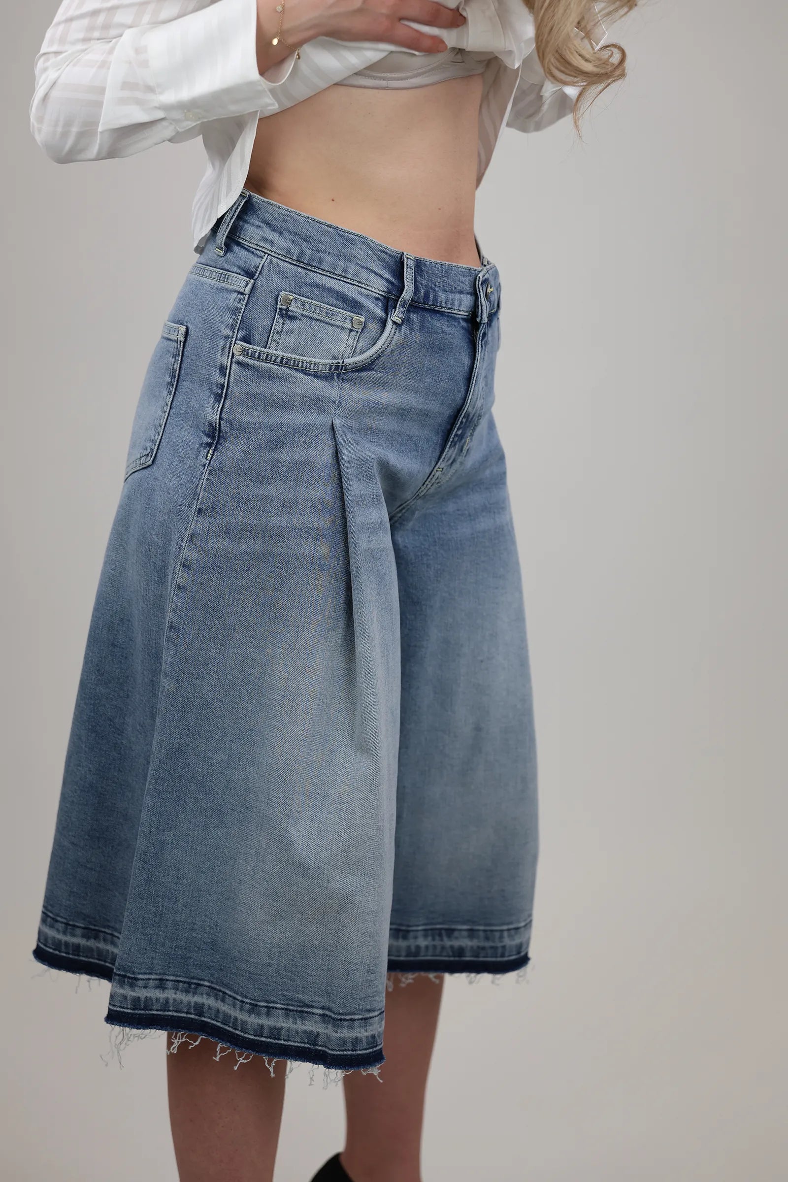 Farmerka bermuda denim