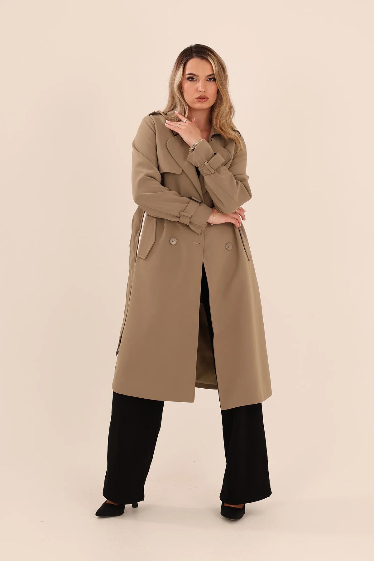 Mantil bellted trench