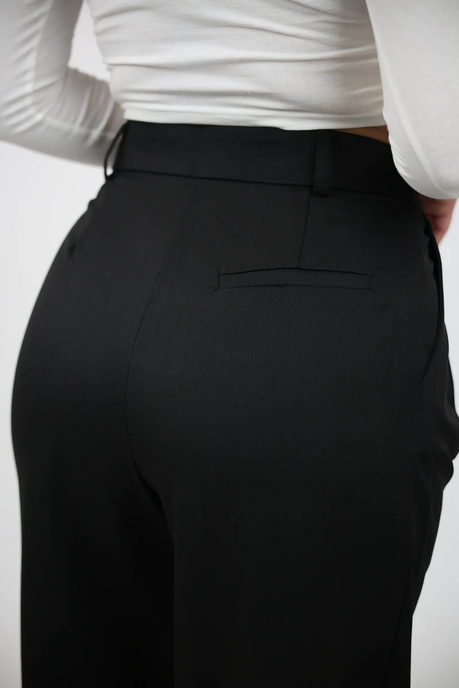 PANTALLONA Pleated Wide-Leg