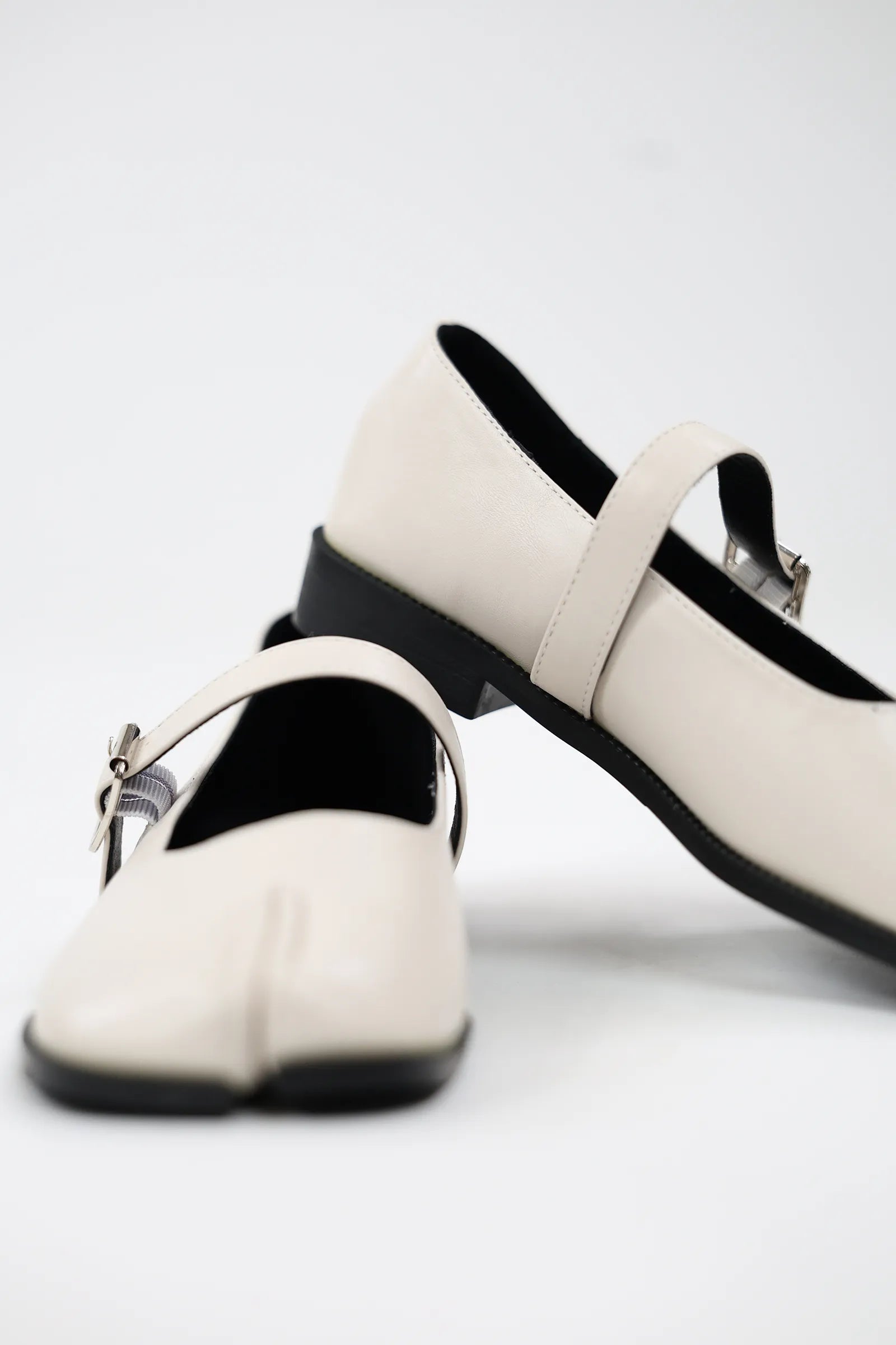 KËPUCË SPLIT TOE