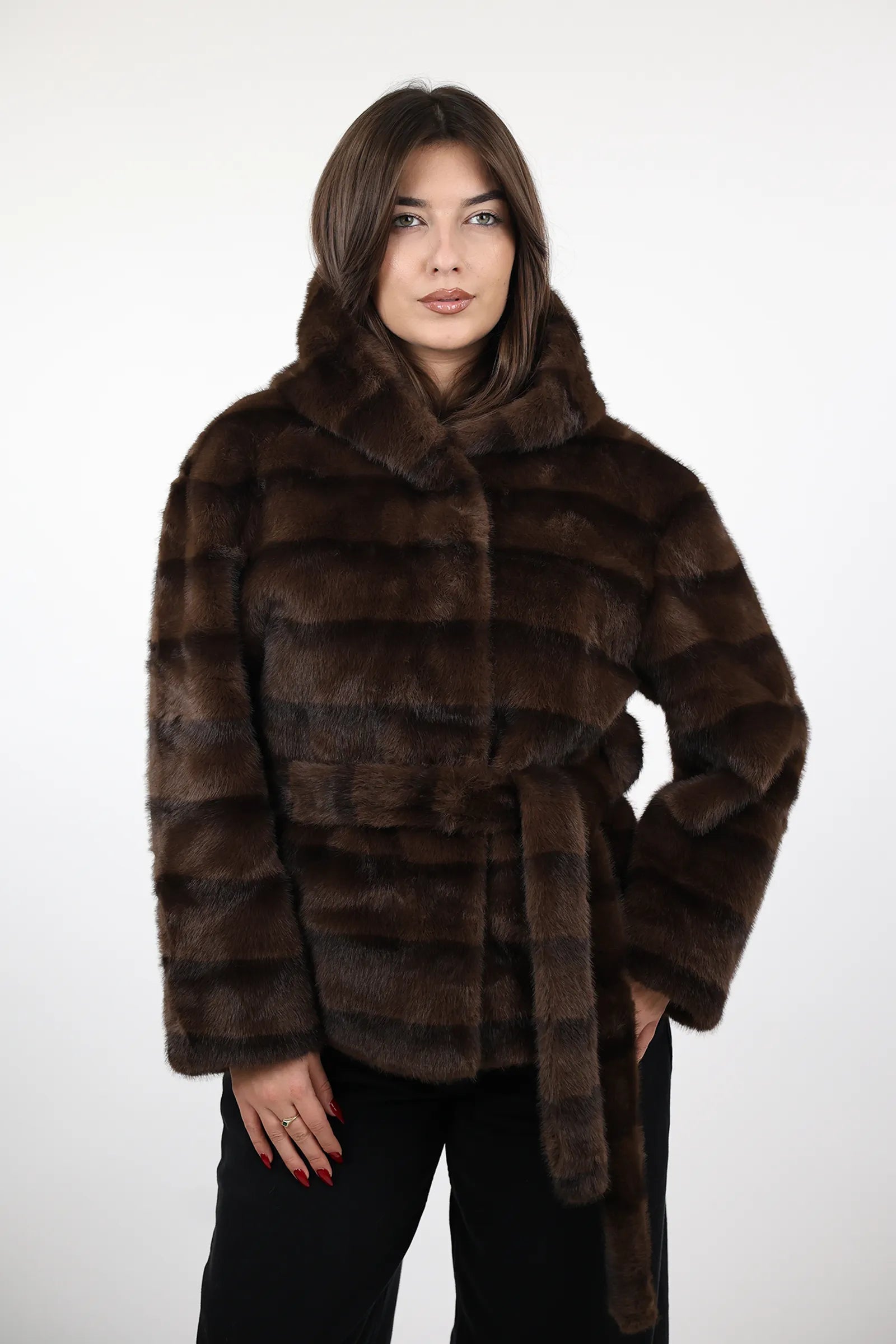 JAKNE Waist-Belted Fur