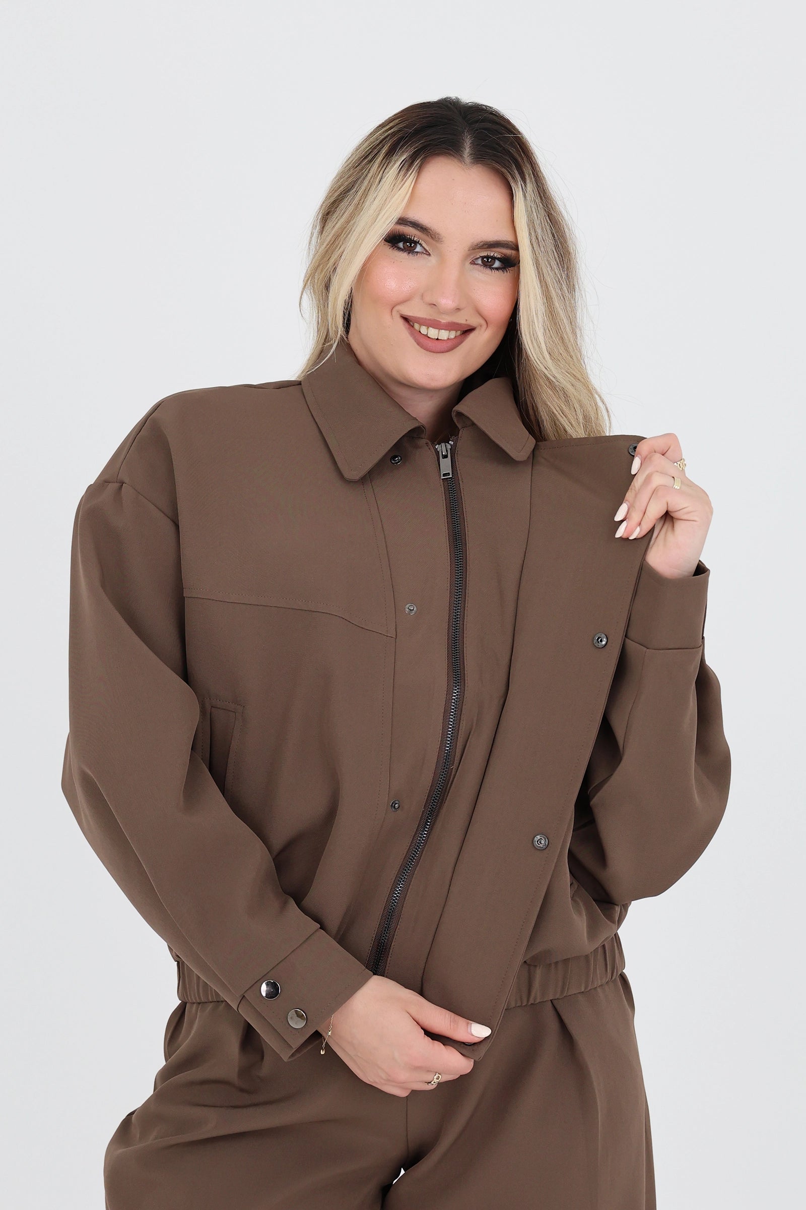 Jakne side slit pockets