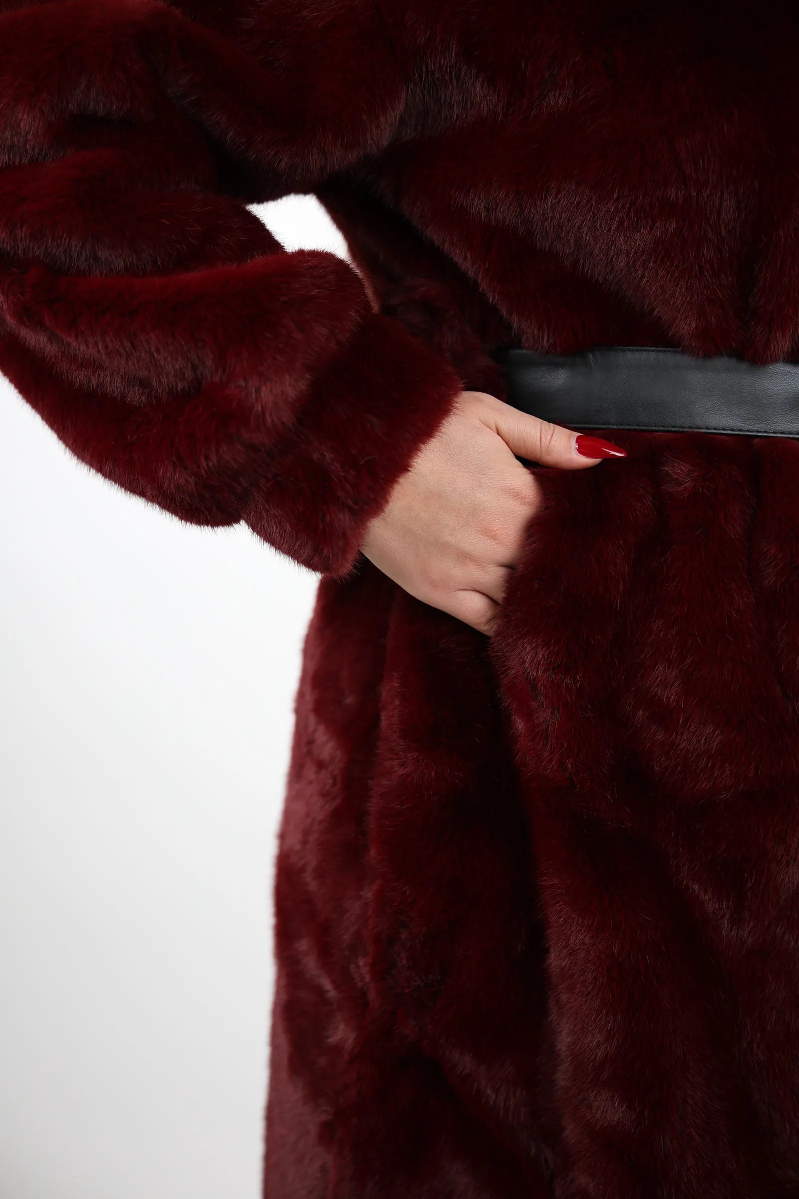 JAKNE Oversized  Faux Fur