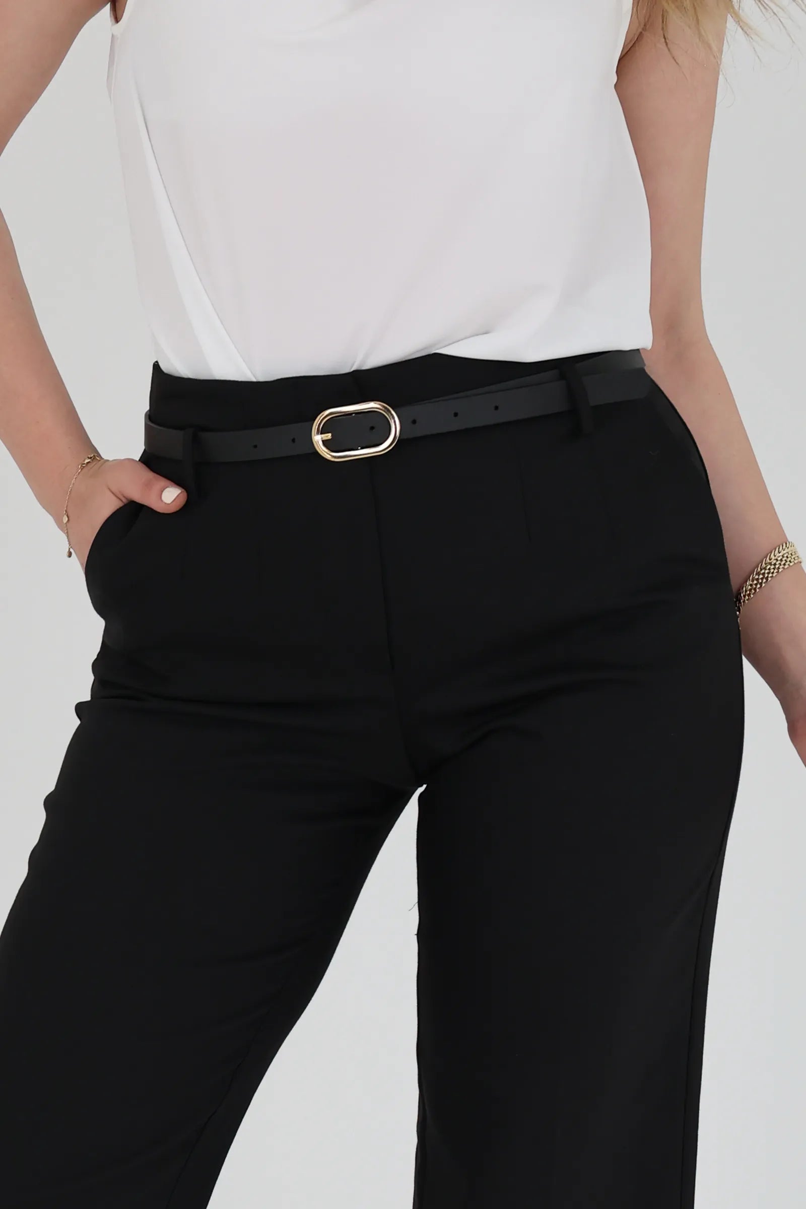 Pantallona gold buckle