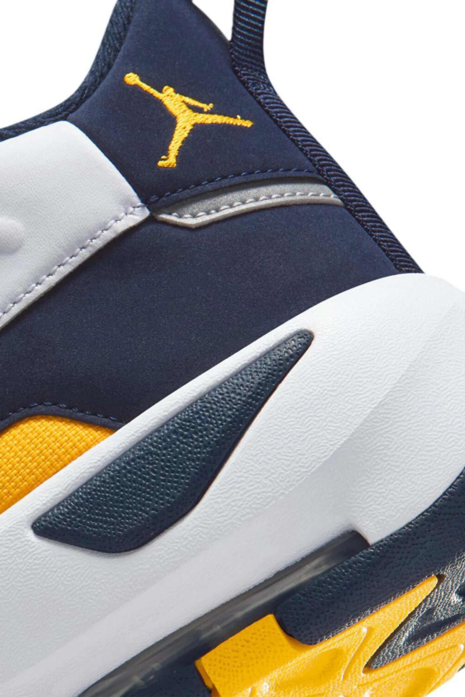 Jordan max aura 7 HQ2091-102