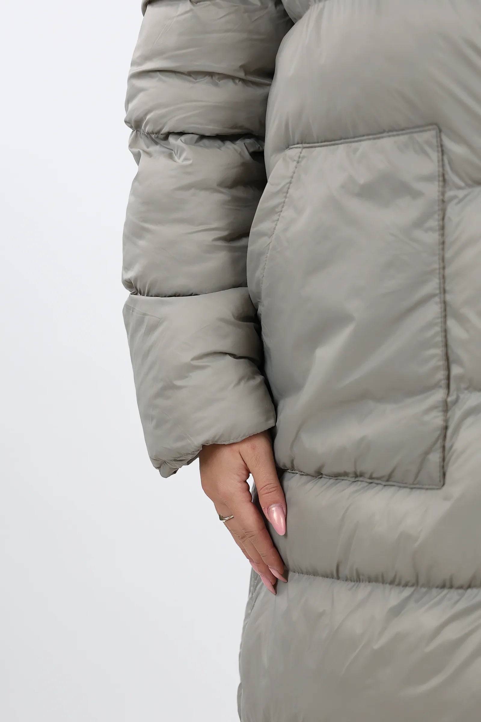 JAKNE HOODED PUFFER