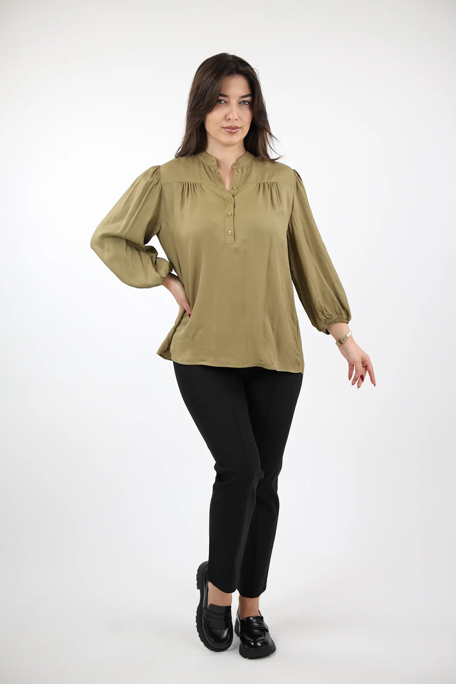 KËMISHË Mandarin Collar