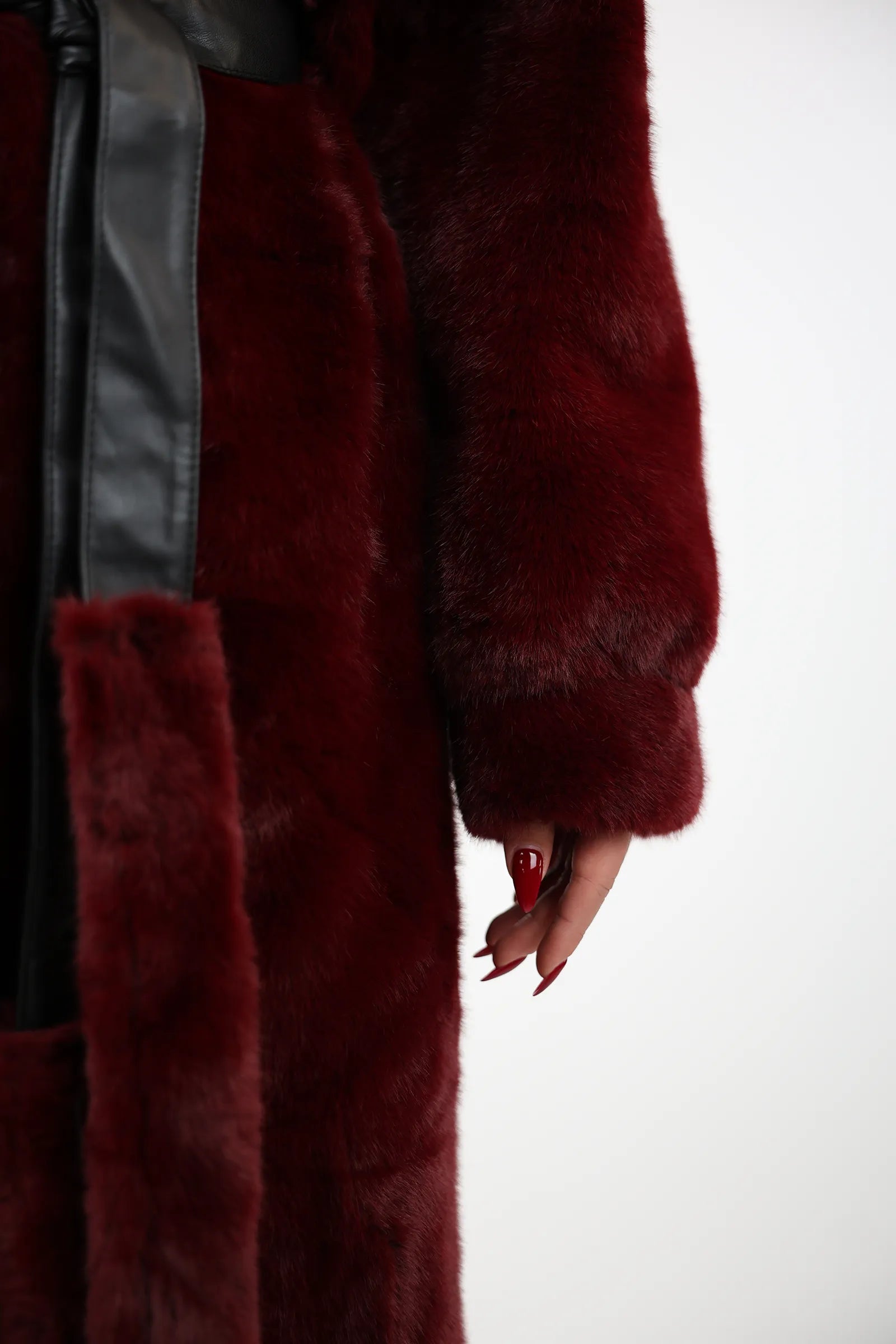 JAKNE Oversized  Faux Fur