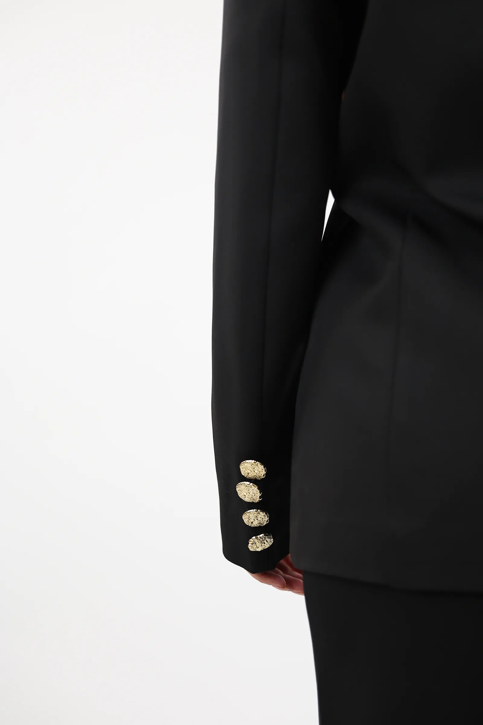 SAKO GOLD BUTTON
