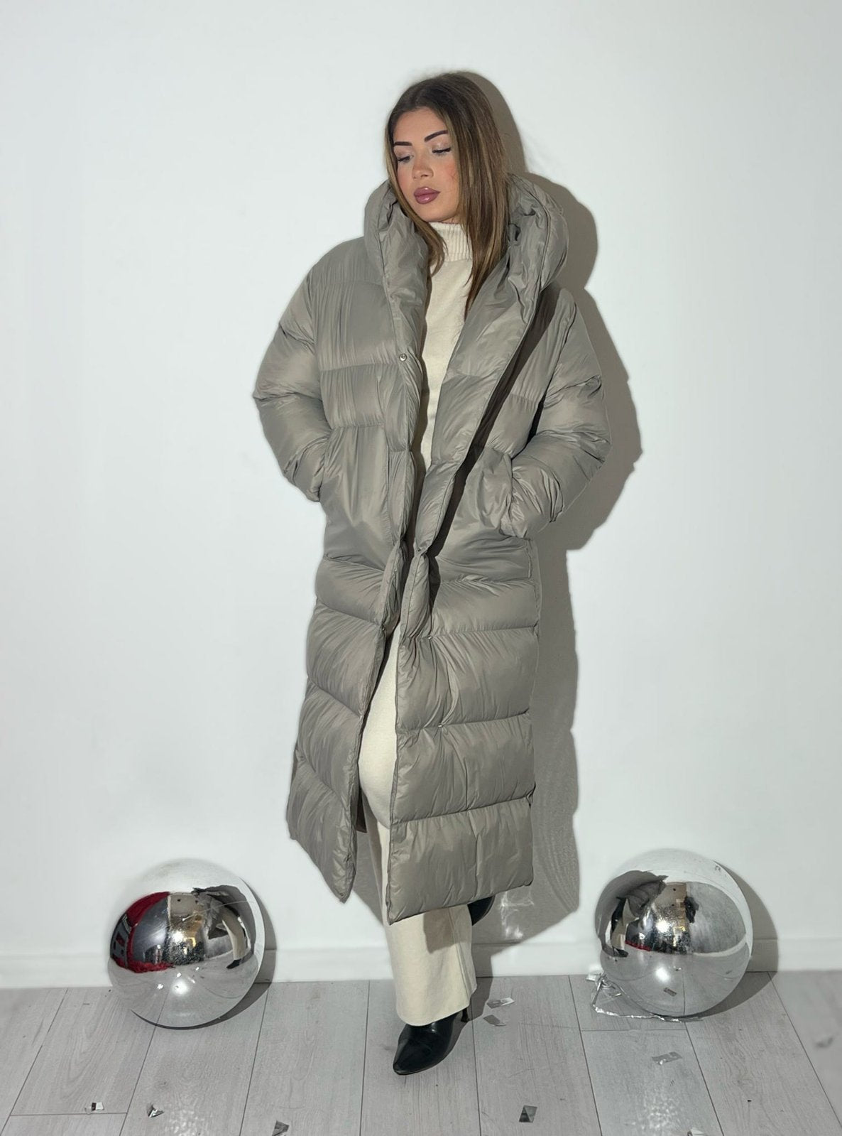 JAKNE HOODED PUFFER