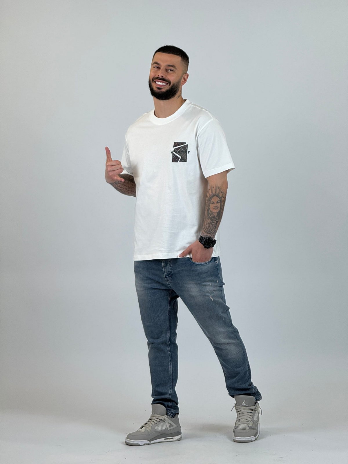 MAICË GRAPHIC TEE