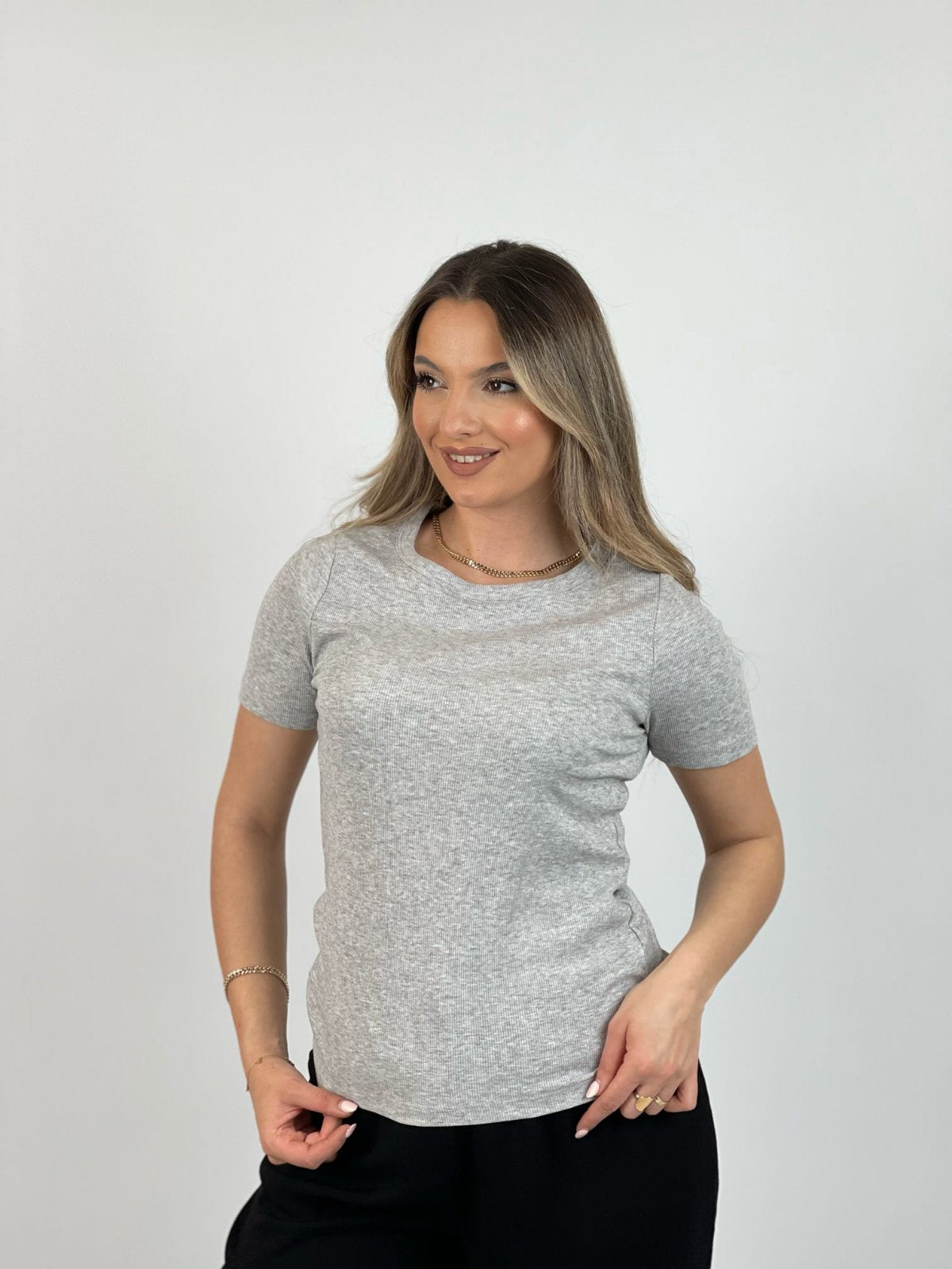 MAICË ESSENTIAL