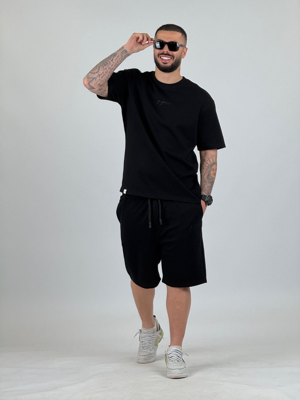 MAICË BLACKOUT TEE